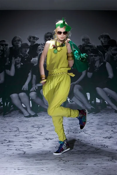 Look 7